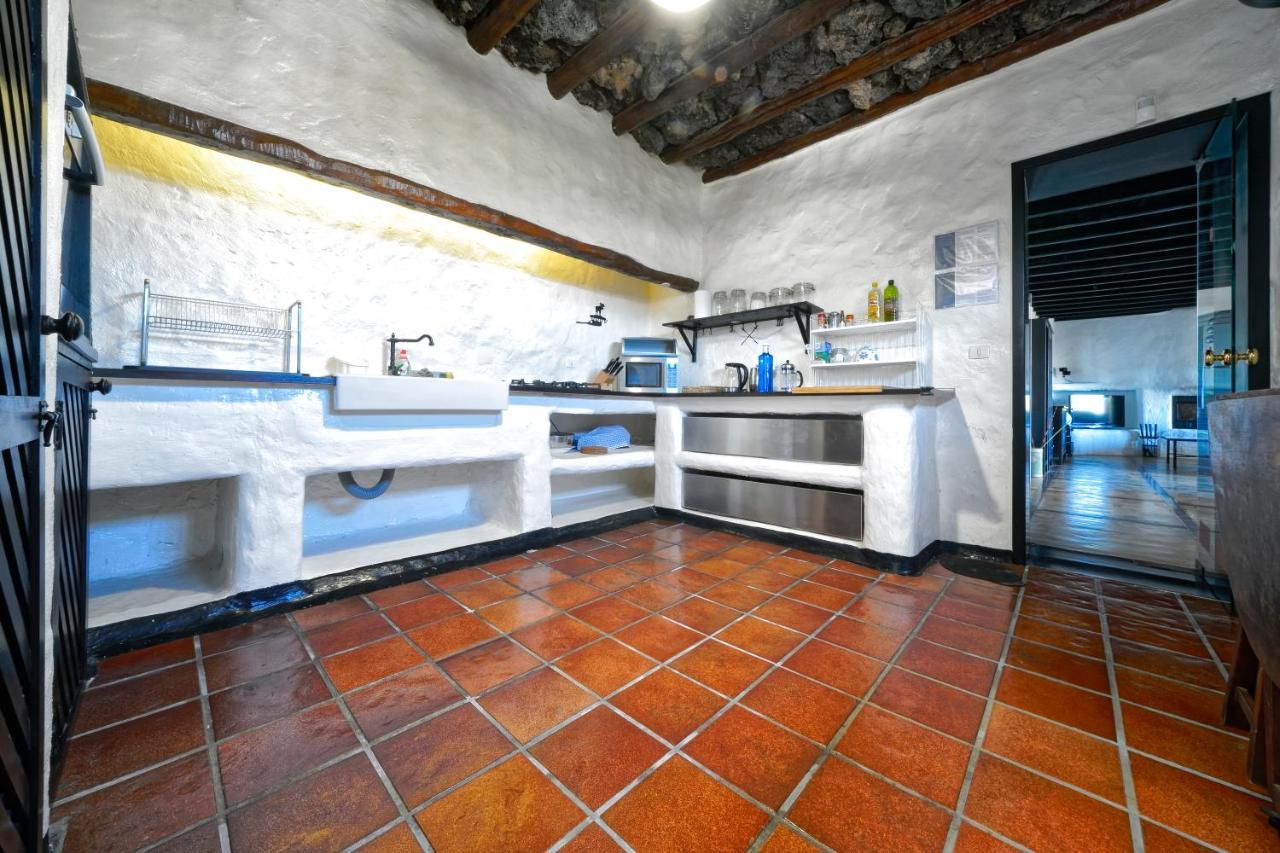 Luxe EcoVilla Listán Uga Exterior foto
